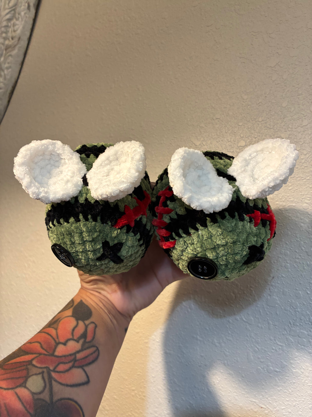 ZomBEES